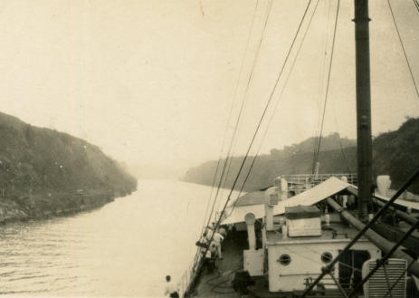Culebra Cut, Panama Canal from SS Ruahine  24th May 1926