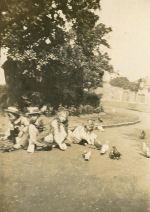 Frederic Hugh Pollard,  Evelyn Brooke Pollard, Mary Hope Pollard and Ruth Elizabeth Florence Pollard