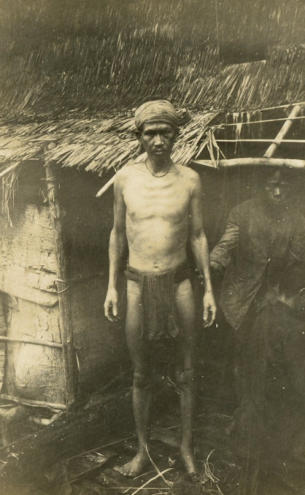 Tai Lauqut.  Tuba Raut's house.