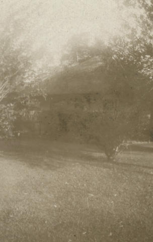 Govt bungalow.  Dauau (Luntlamp)