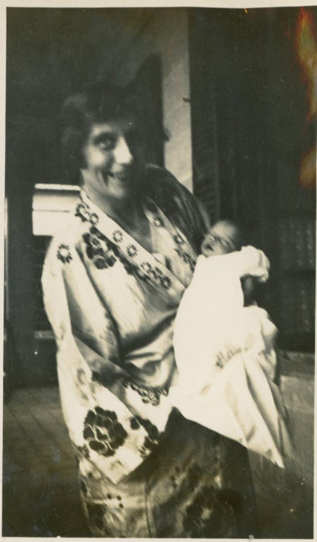 Ismay with her mother, Honor.