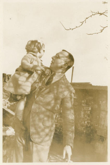 Ismay with her father, Evelyn.