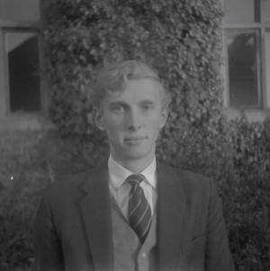 Richard W. passport.  22.4.62