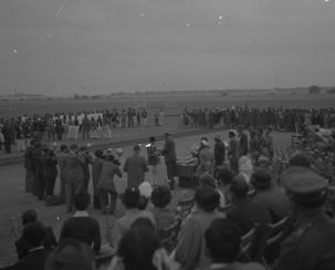 Army Horse Show  Delhi 1952  Prize Giving  31.12.52