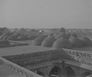 Khirki Mosque roof  4.2.53