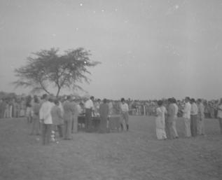 Delhi Hunt Point to Point  Prize giving  14.3.53