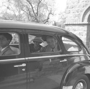 lord and Lady H in car.  18.3.53