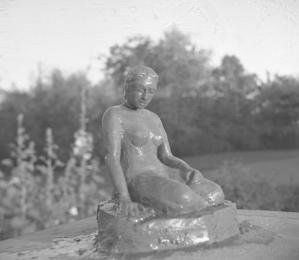 Ruth's sculpture - Seated Nude   13.3.54 