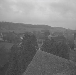 Hillesley Ho. looking S from tower  15.2.58