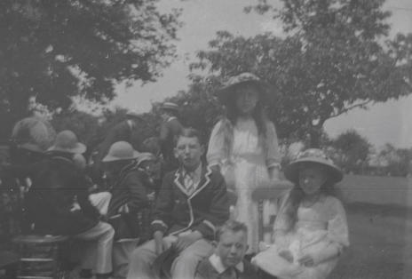 Evelyn, Freddie, Mary and Ruth